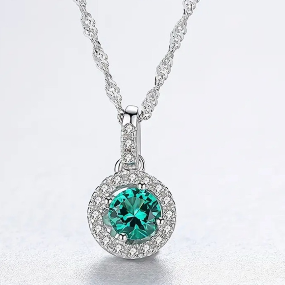 Sterling Silver .925 Green  CZ Pendant Necklace
